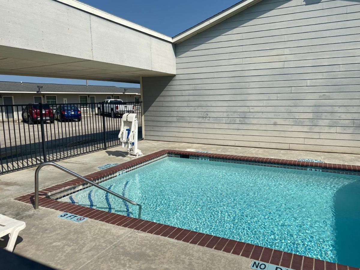 Southern Inns And Suites Now Offering Rv Spaces For Rent Yorktown Kültér fotó